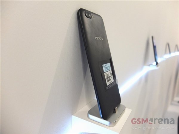 骁龙660+6G!OPPO R11 Plus售价公布:3699元 骁龙660+6G!OPPO R11 Plus售价公布:3699元_www.365-588.com