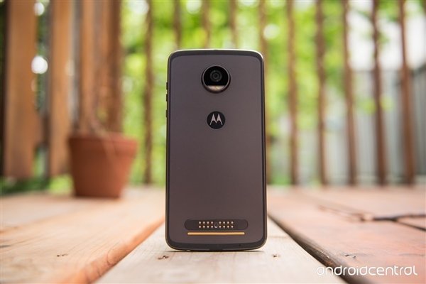 心疼老摩粉们!Moto Z无缘更好用的ZUI系统 心疼老摩粉们!Moto Z无缘更好用的ZUI系统_www.365-588.com