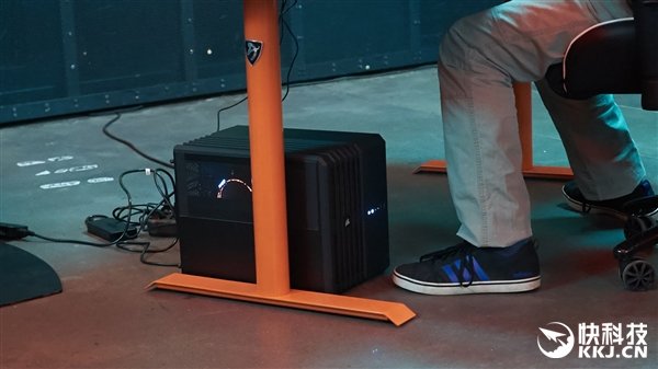 AMD新旗舰卡RX Vega首次公演:性价比完灭GTX 1080 AMD新旗舰卡RX Vega首次公演:性价比完灭GTX 1080_www.365-588.com