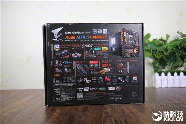 技嘉AORUS X299 Gaming 9主板开箱图赏:5599元电竞神器 技嘉AORUS X299 Gaming 9主板开箱图赏:5599元电竞神器_www.365-588.com