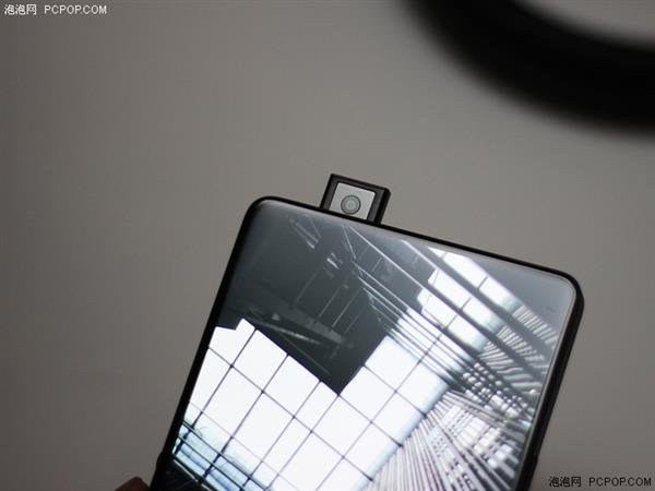 vivo APEX概念手机解析:不止98%屏占比 vivo APEX概念手机解析:不止98%屏占比_www.365-588.com