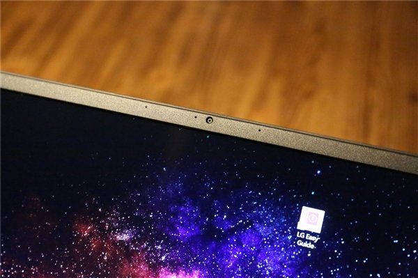 轻薄笔记本之王!LG 15Z980开箱图赏 轻薄笔记本之王!LG 15Z980开箱图赏_www.365-588.com