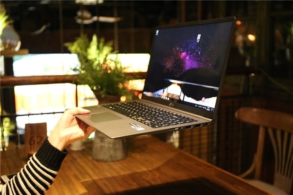 轻薄笔记本之王!LG 15Z980开箱图赏 轻薄笔记本之王!LG 15Z980开箱图赏_www.365-588.com