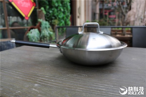 349元!米家定制知吾煮不锈钢炒锅开箱图赏:5层复合结构 349元!米家定制知吾煮不锈钢炒锅开箱图赏:5层复合结构_www.365-588.com